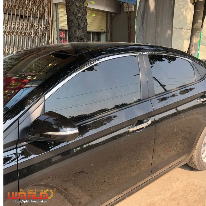 Kính sườn màu đen vừa mã M-650