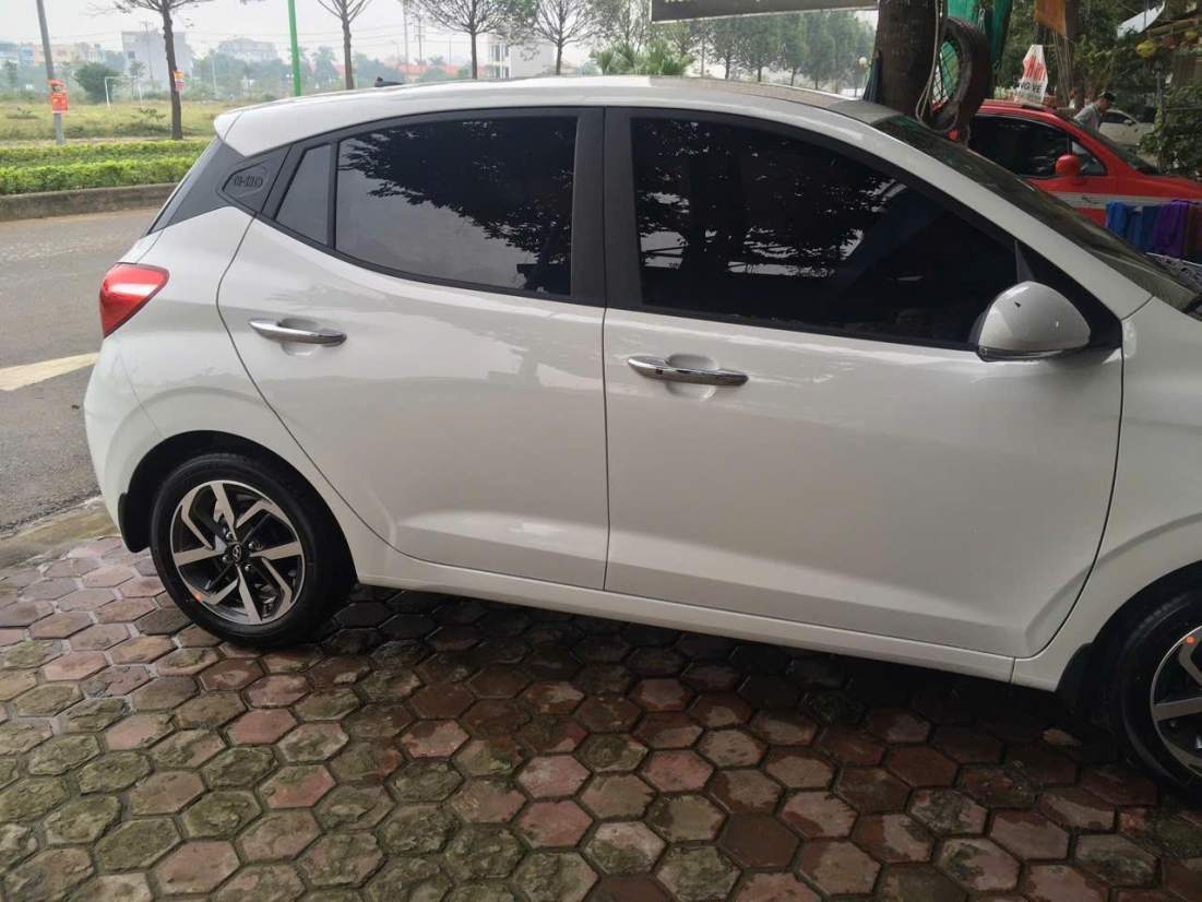 địa chỉ dán phim cách nhiệt ô tô